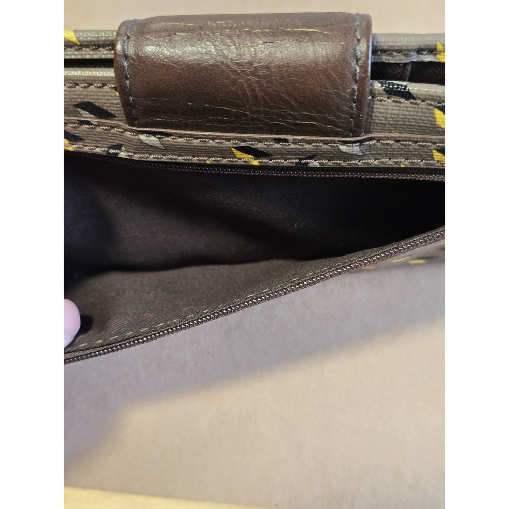Fossil‎ Grey Geometric Print Slim Bifold Wallet Yellow Diamond Snap Closure - Picture 7 of 11